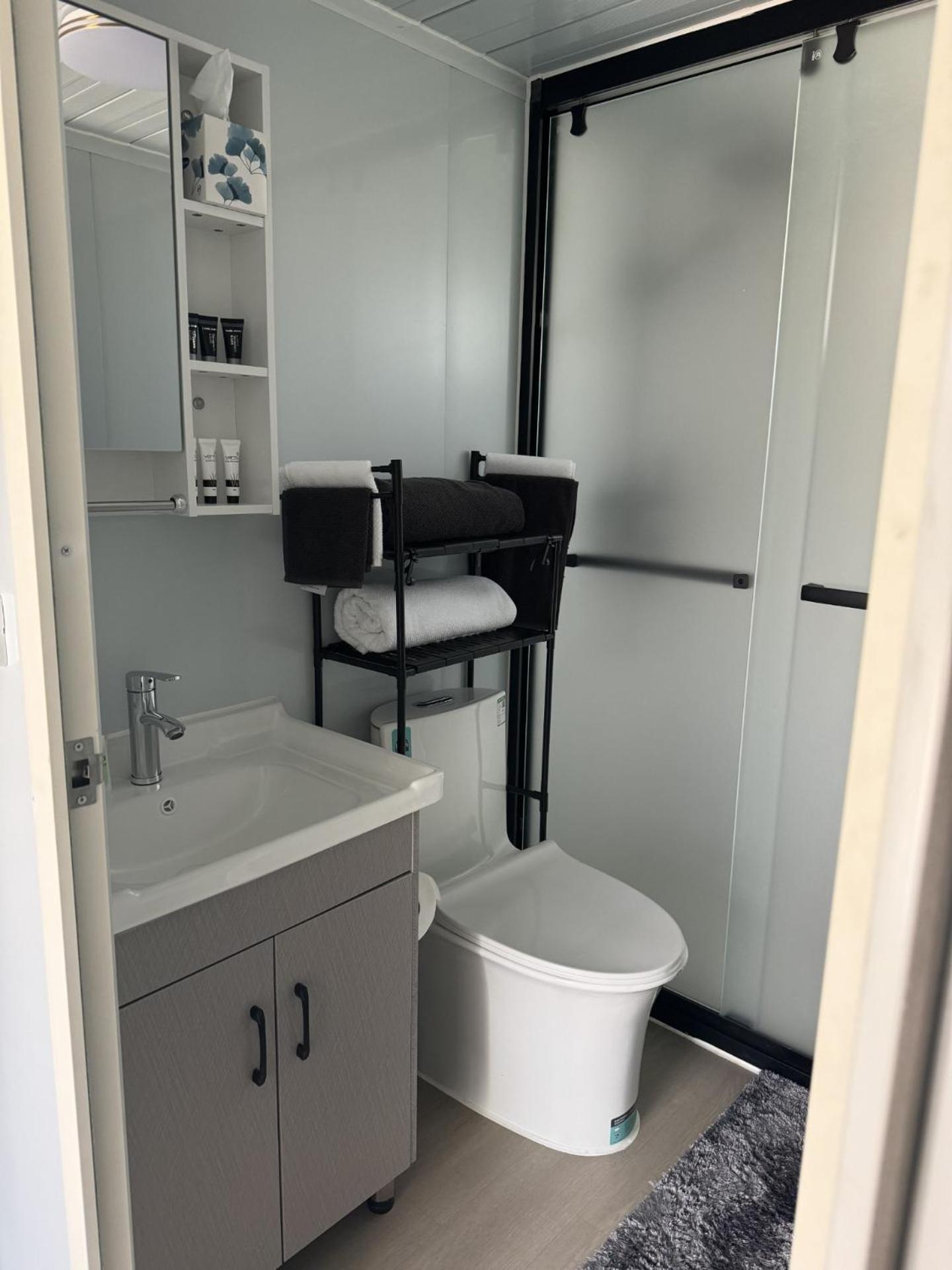 WestmereTiny Container Houseアパートメント エクステリア 写真